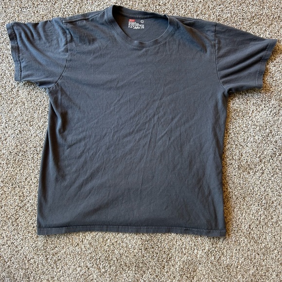 Branch new t-shirt never worn just too big - Picture 1 of 2